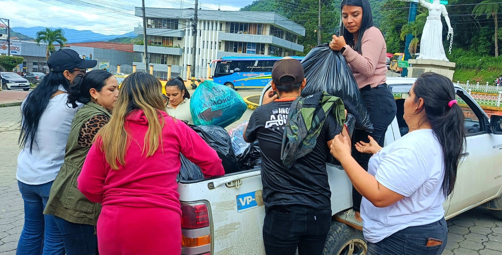 EL GAD MUNICIPAL DE ZAMORA ACTIVÓ RESPUESTA ANTE  EMERGENCIAS PROVOCADAS POR EL TEMPORAL INVERNAL